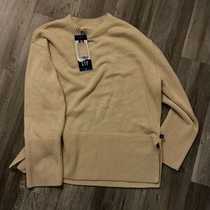 GAP Tan Crewneck Sweater
